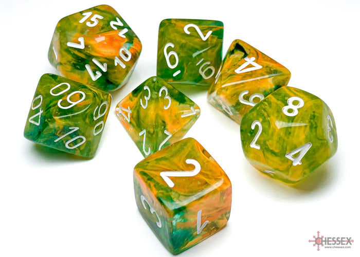 Chessex: Nebula Spring/white Luminary Polyhedral 7-Dice Set (CHX 27555)