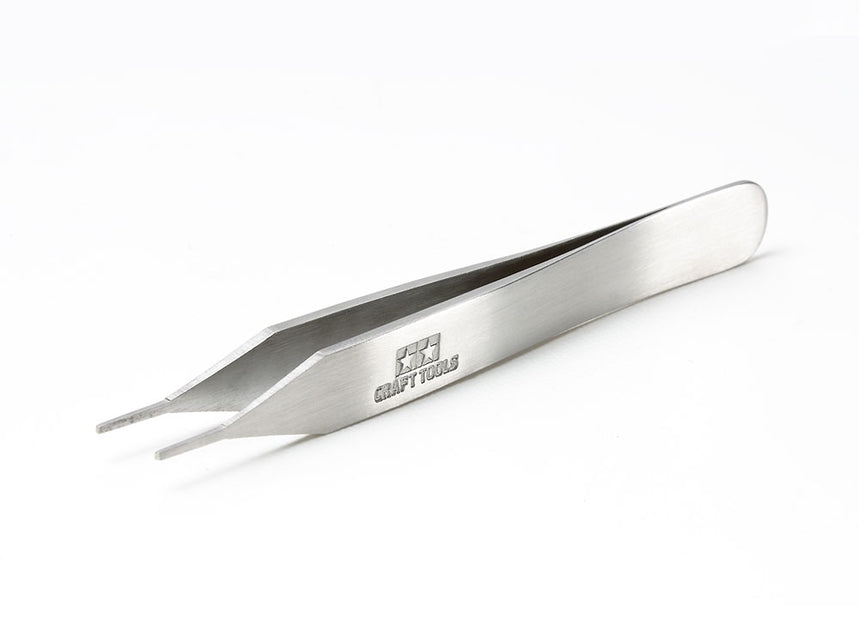 Tamiya: Bending Tweezers for Photo-Etched Parts