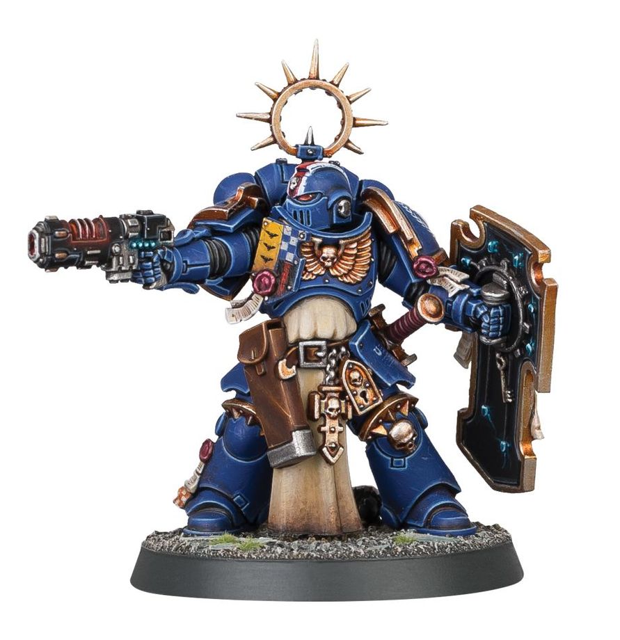 Warhammer 40K: Space Marines - Lieutenant with Storm Shield (Online)