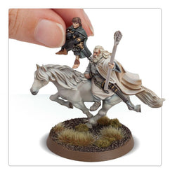 The Lord Of The Rings Middle-Earth - Gandalf The White & Peregrin Took