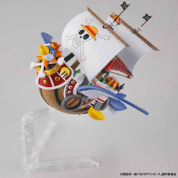 Gunpla: One Piece - Grand Ship Collection Thousand Sunny Flying Model