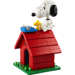 LEGO: Peanuts - Snoopy's Doghouse